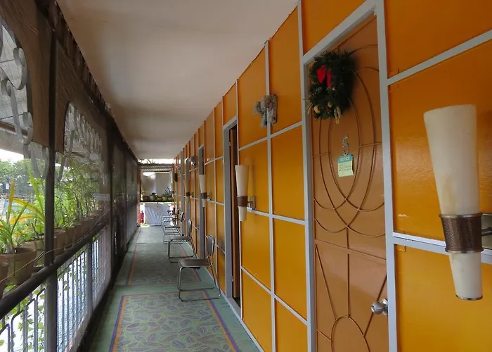 Flory's Cebu Värdshus Tugbongan